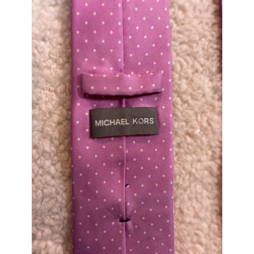 Michael Kors Mens Lilac Purple Polka Dot Silk‎ Necktie